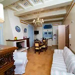 Casa Fontana מלון